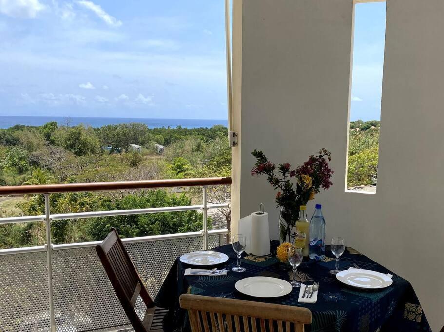 Appartement - Vue Mer Et Montagne Сент-Люс Экстерьер фото