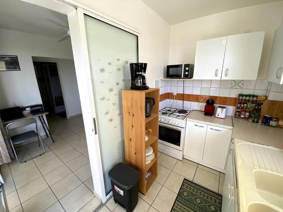 Appartement - Vue Mer Et Montagne Сент-Люс Экстерьер фото