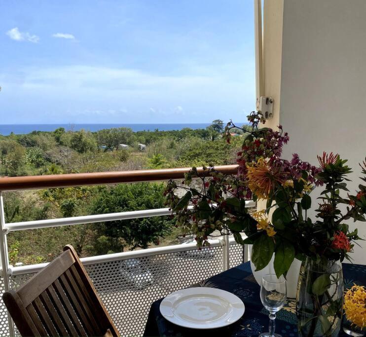 Appartement - Vue Mer Et Montagne Сент-Люс Экстерьер фото